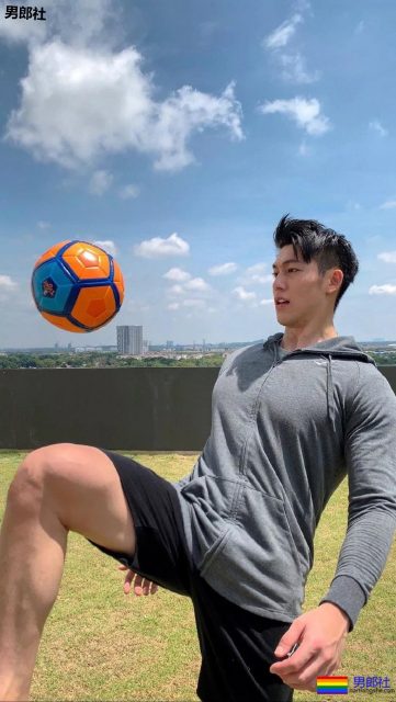 大胸肌男星都脱脱脱了!除了萧亚轩的小男友,他们也很可口! - 51虹马 大胸肌男星都脱脱脱了!除了萧亚轩的小男友,他们也很可口! - 51虹马