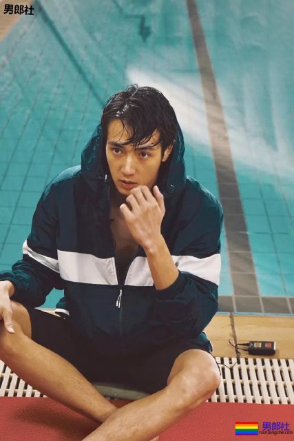 大胸肌男星都脱脱脱了!除了萧亚轩的小男友,他们也很可口! - 51虹马 大胸肌男星都脱脱脱了!除了萧亚轩的小男友,他们也很可口! - 51虹马