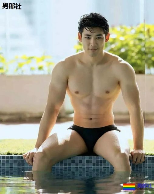 99年的奶凶小狼狗粉嫩大胸肌被疯传,原来是上海体院生! - 51虹马 99年的奶凶小狼狗粉嫩大胸肌被疯传,原来是上海体院生! - 51虹马