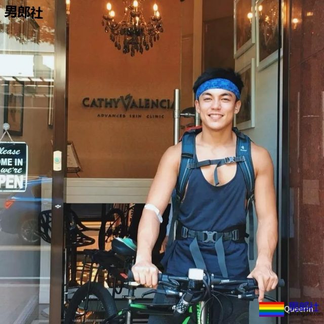 肌肉男演员被私教出柜?主动回应自己是双性恋?这操作...-51虹马