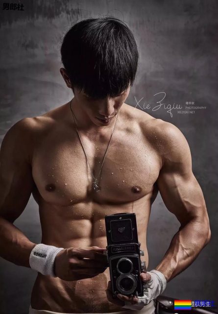 小视频泄露的他，怎么可以帅成这样 - 51虹马