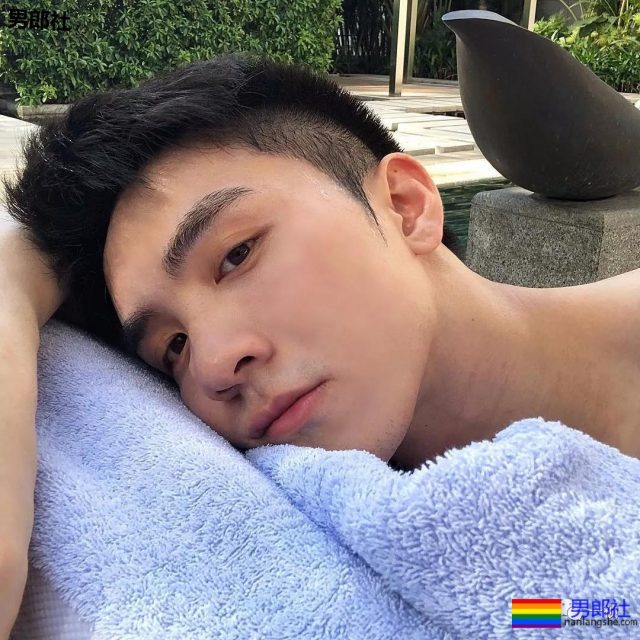 现在的高三男生发育都这么好吗？-51虹马