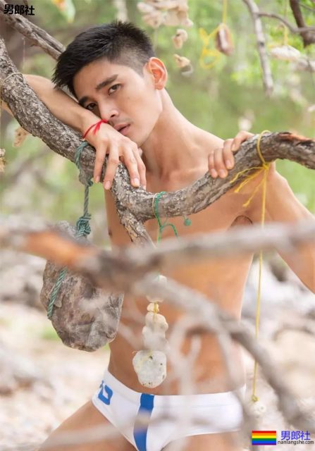 iknotus终于下海了？还是和另一个男人 - 51虹马