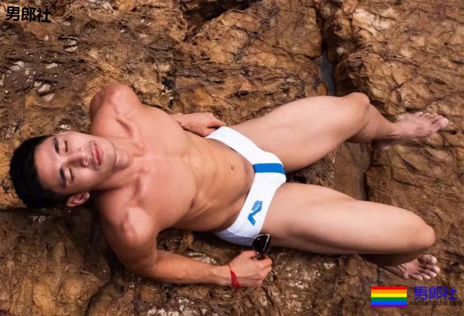 iknotus终于下海了？还是和另一个男人 - 51虹马