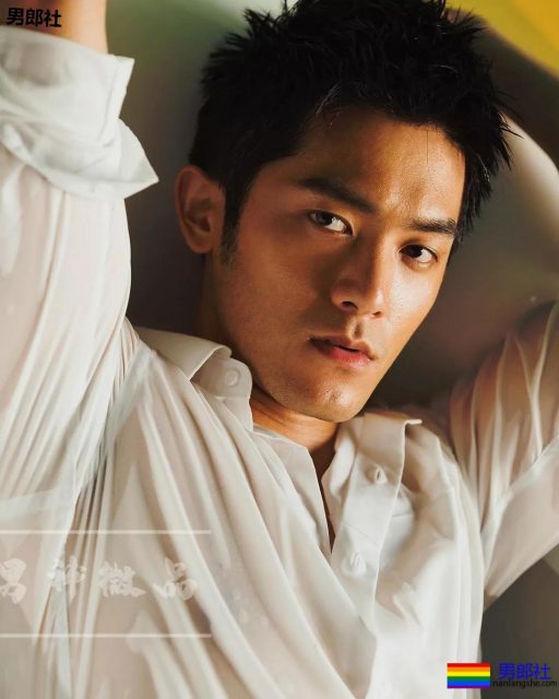 红楼梦天菜祖雄师弟，过气肌肉男为翻红曝光硬照写真！ - 51虹马