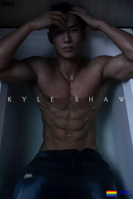 视觉盛宴！超肌感！百男大秀一件不留！ - 51虹马