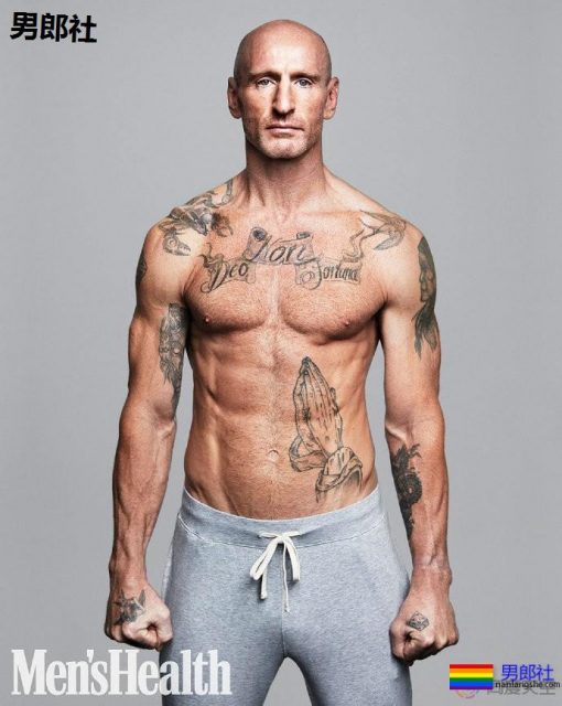 作为《男士健康》封面名人,英国出柜球星展现力量 - 51虹马 作为《男士健康》封面名人,英国出柜球星展现力量 - 51虹马