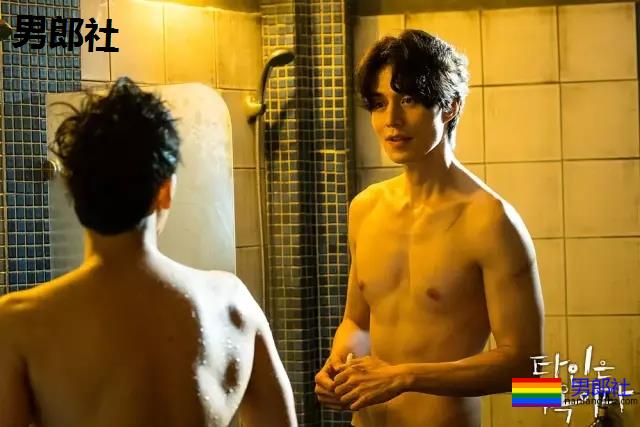 4部！超高颜值、浴室play、男主强势壁咚男二。。。 - 51虹马