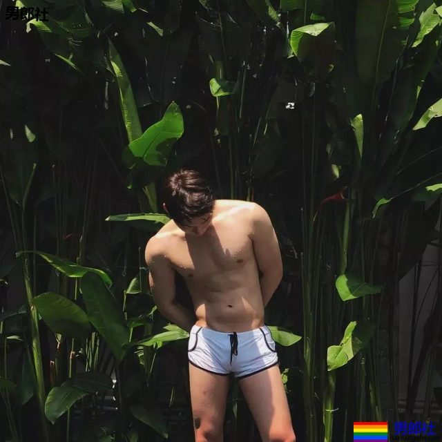 靠不雅视频走红的MB体育生，有没有被他电到？ - 51虹马