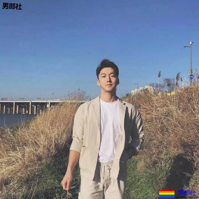 靠不雅视频走红的MB体育生，有没有被他电到？ - 51虹马