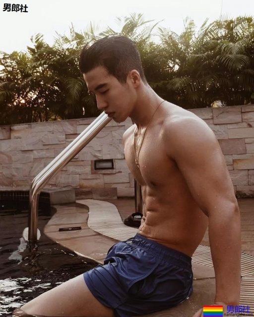 樊野是0？最新硬照暧昧对象被曝光！ - 51虹马