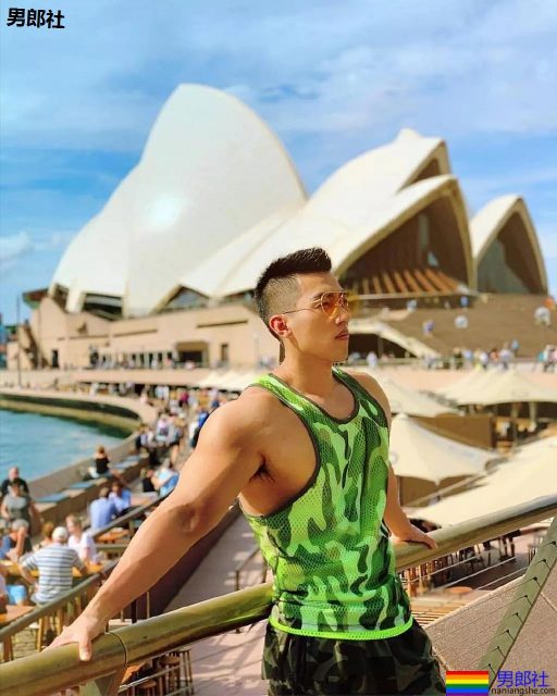 "武汉一姐"筋肉小哥太open!极品翘臀大胸肌被挤爆! - 51虹马 "武汉一姐"筋肉小哥太open!极品翘臀大胸肌被挤爆! - 51虹马