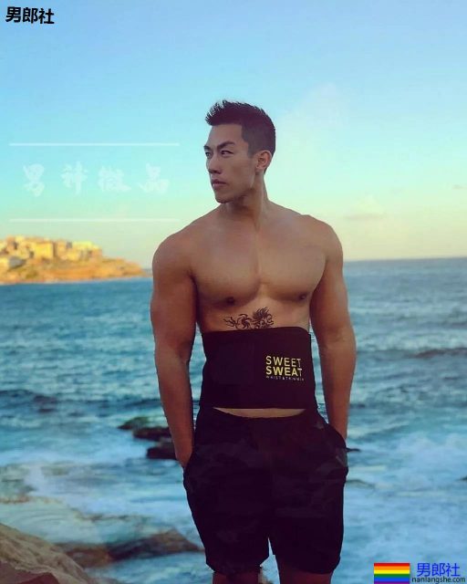 "武汉一姐"筋肉小哥太open!极品翘臀大胸肌被挤爆! - 51虹马 "武汉一姐"筋肉小哥太open!极品翘臀大胸肌被挤爆! - 51虹马