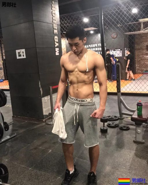 大长腿天菜合集，超men外形巨有料~ - 51虹马