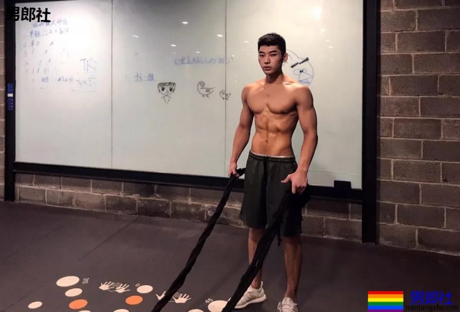 大长腿天菜合集，超men外形巨有料~ - 51虹马