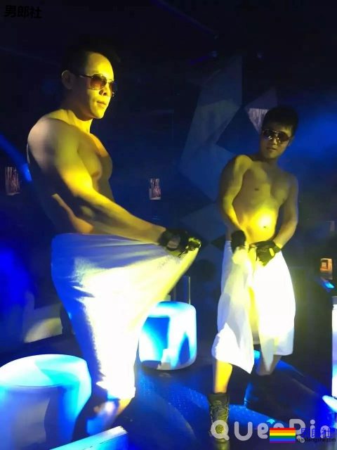 Gay吧探秘系！GOGOBOY鸟笼激战！ - 51虹马