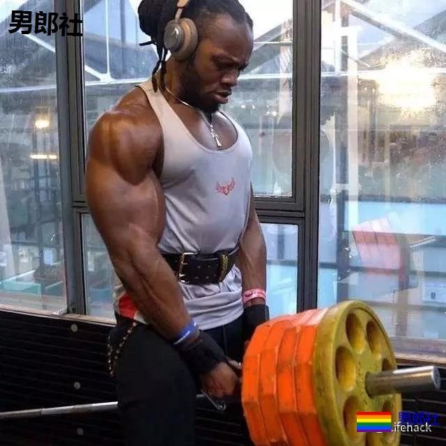 当中国小哥哥脱光衣服，让你忘掉那个国外巨无霸！ - 51虹马