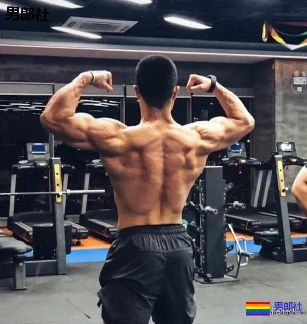 当中国小哥哥脱光衣服，让你忘掉那个国外巨无霸！ - 51虹马