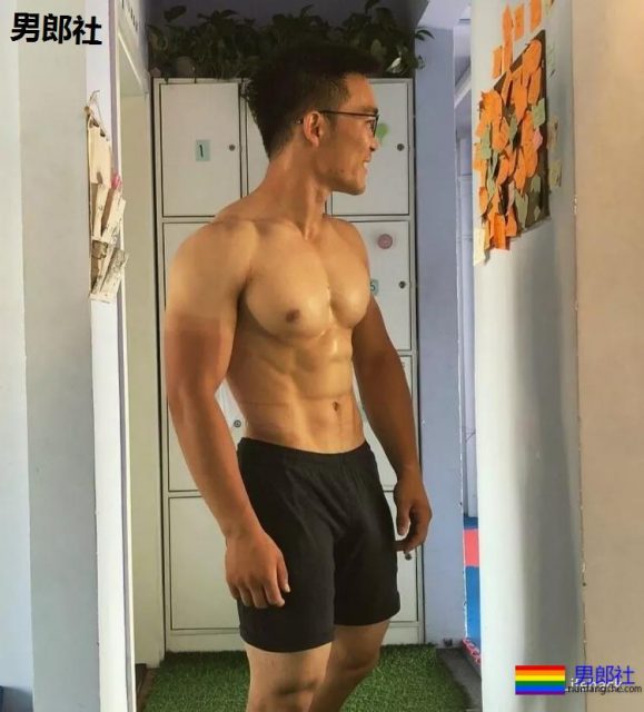 当中国小哥哥脱光衣服，让你忘掉那个国外巨无霸！ - 51虹马