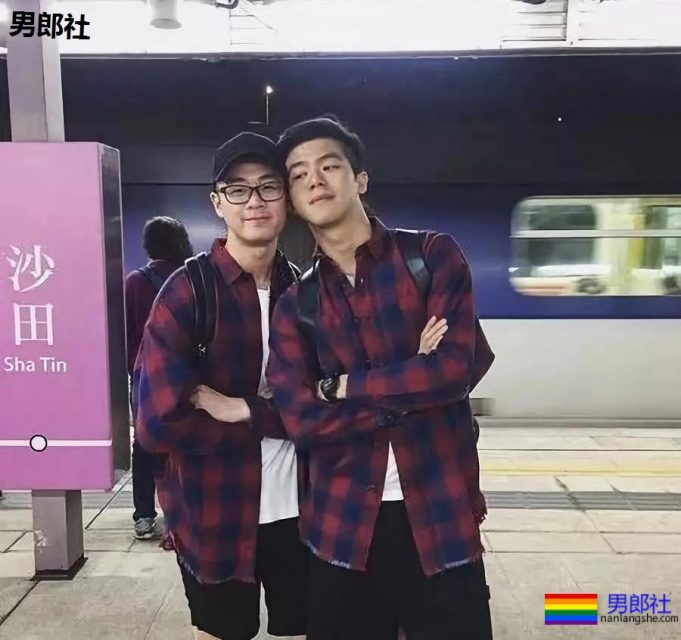 肌肉私教写真被指货不对板！真相是那里太扁了 - 51虹马