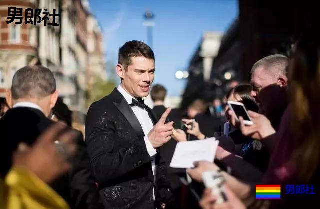 寸头肌肉大胸肌的男星Brian，在《Attitude》中出柜了！ - 51虹马