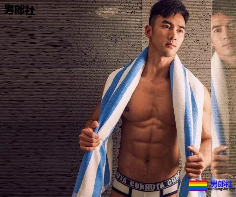 金主随便翻牌小狼狗!?肌肉男模的性感大戏，你愿意为谁买单？ - 51虹马