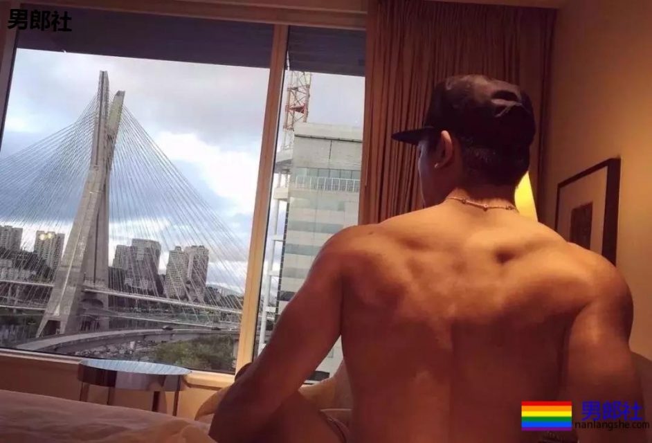 男票晚上带着冈本来找我，被我爸发现了..... - 51虹马