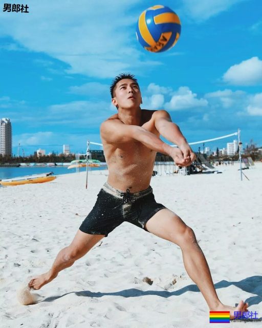 传闻下海拍G片,红楼梦一夜爆红的肌肉男,八块腹肌舔屏。被爆是青峰的前男友? - 51虹马 传闻下海拍G片,红楼梦一夜爆红的肌肉男,八块腹肌舔屏。被爆是青峰的前男友? - 51虹马