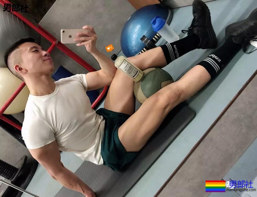 听到隔壁在P-P-，你内心会想什么 - 51虹马