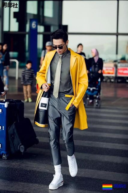 被于正看好的体育生和西装跪小生同台！还有胸肌比翘臀还Q弹的张若昀！ - 51虹马