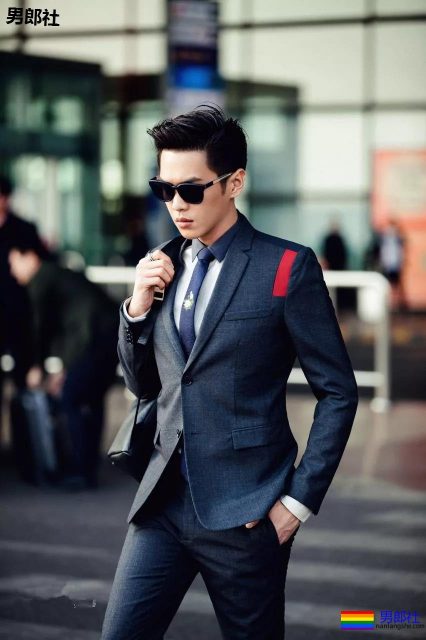 被于正看好的体育生和西装跪小生同台！还有胸肌比翘臀还Q弹的张若昀！ - 51虹马