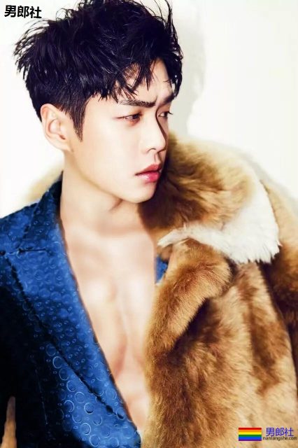 被于正看好的体育生和西装跪小生同台！还有胸肌比翘臀还Q弹的张若昀！ - 51虹马