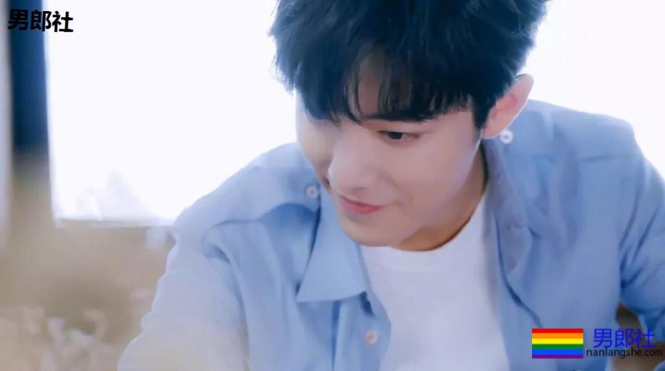 被于正看好的体育生和西装跪小生同台！还有胸肌比翘臀还Q弹的张若昀！ - 51虹马