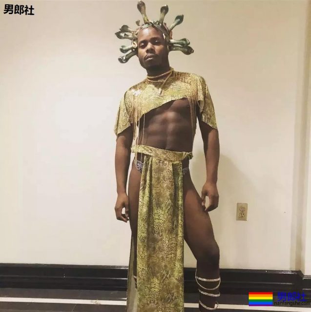 万圣节已经被这些肌肉男玩坏了... - 51虹马 万圣节已经被这些肌肉男玩坏了... - 51虹马