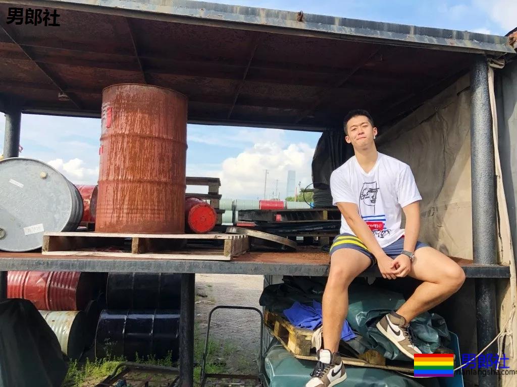 192大粗腿篮球体育生,拍照总爱岔开腿,是不是你的1? - 51虹马 192大粗腿篮球体育生,拍照总爱岔开腿,是不是你的1? - 51虹马