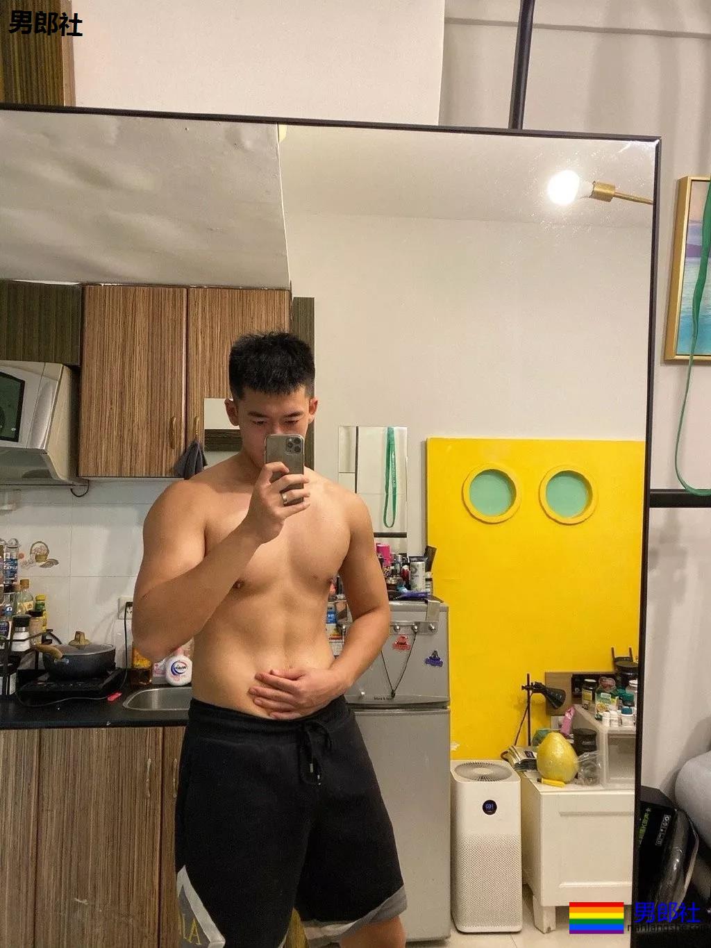 192大粗腿篮球体育生,拍照总爱岔开腿,是不是你的1? - 51虹马 192大粗腿篮球体育生,拍照总爱岔开腿,是不是你的1? - 51虹马