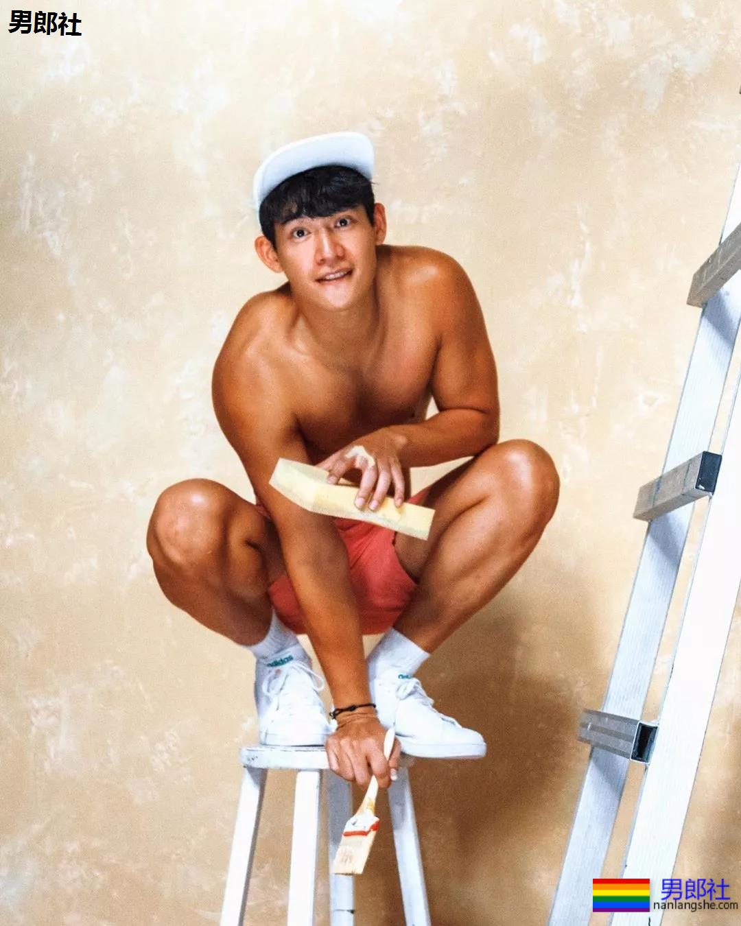 13位当红肌肉小狼狗只穿内裤出镜，每一个都风情万种！该补充营养了！ - 51虹马