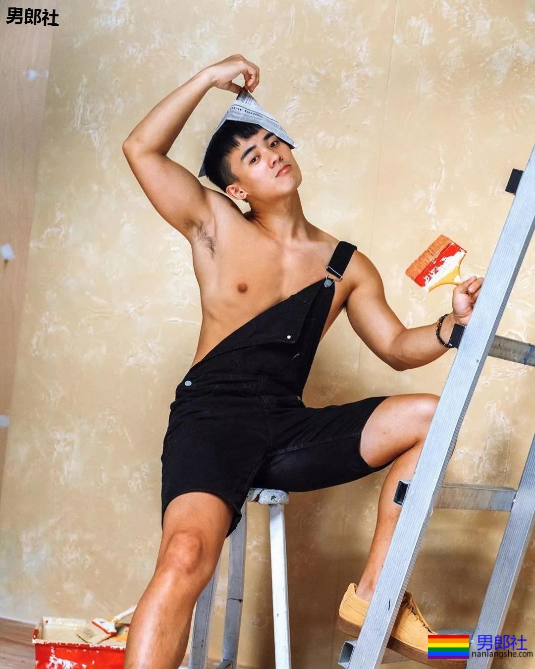 13位当红肌肉小狼狗只穿内裤出镜，每一个都风情万种！该补充营养了！ - 51虹马