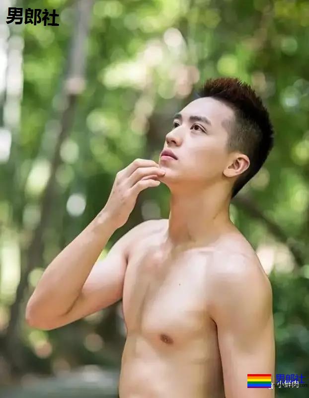 许魏洲竟然有六块腹肌？ - 51虹马