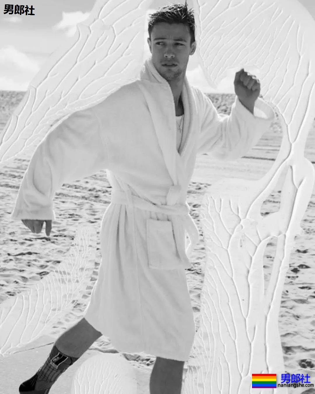 亚裔造型师身材不输麻豆!高能写真刷爆朋友圈! - 51虹马 亚裔造型师身材不输麻豆!高能写真刷爆朋友圈! - 51虹马