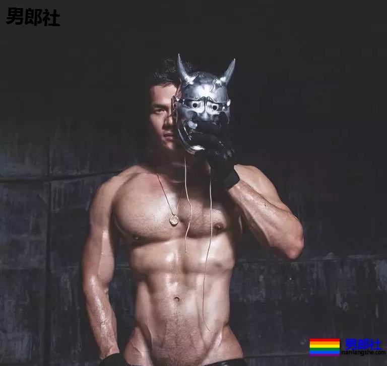 亚裔造型师身材不输麻豆!高能写真刷爆朋友圈! - 51虹马 亚裔造型师身材不输麻豆!高能写真刷爆朋友圈! - 51虹马