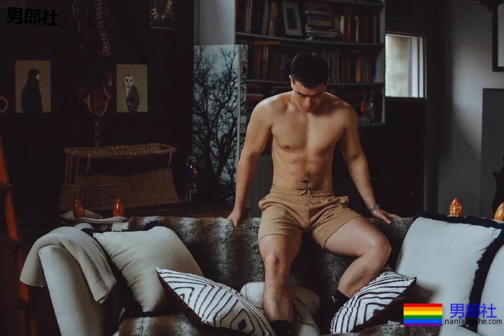 前^后^翘运动男又双叒叕发新照！蜜桃臀忠犬小哥大腿力量MAX!-51虹马