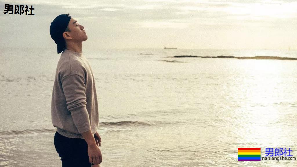 前^后^翘运动男又双叒叕发新照！蜜桃臀忠犬小哥大腿力量MAX! - 51虹马