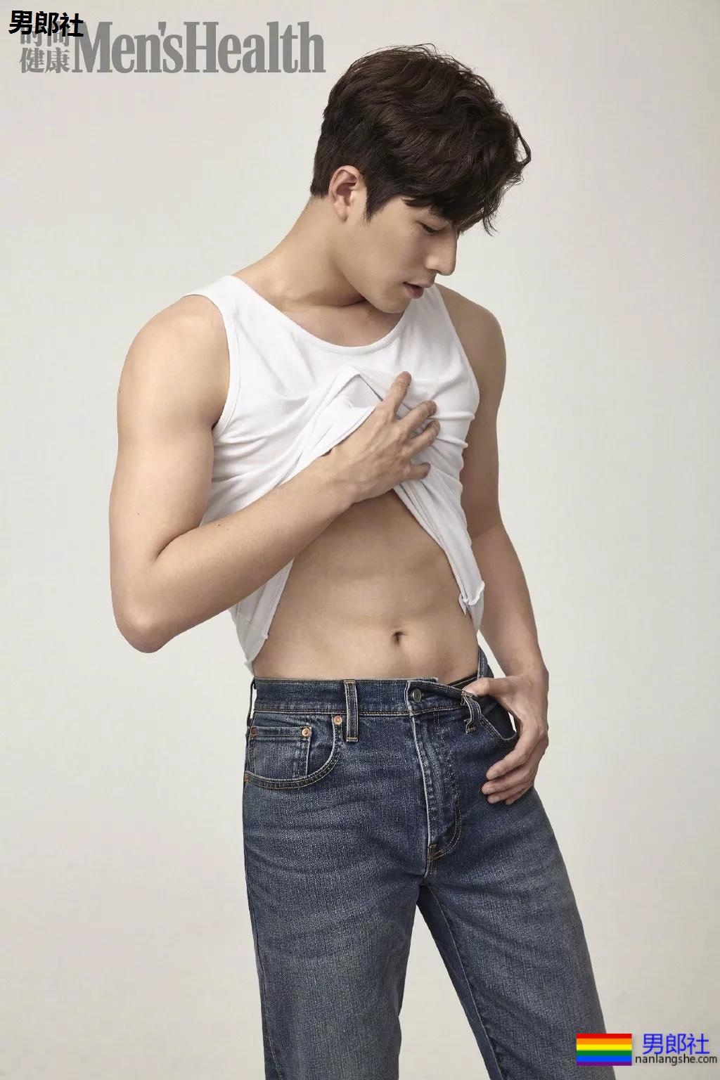 郭敬明御用的帅哥!谁才是最得宠的"后宫"之主?? - 51虹马 郭敬明御用的帅哥!谁才是最得宠的"后宫"之主?? - 51虹马