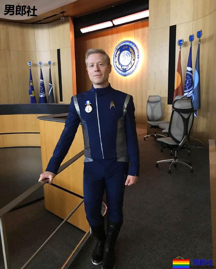 星际迷航男演员向男友求婚成功 - 51虹马