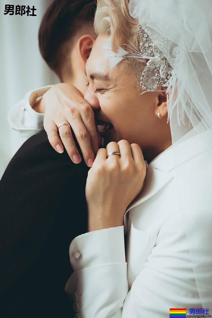 泰辣夫夫拍婚照，一身白纱气场袭人 - 51虹马