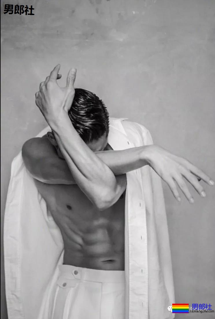 林志玲老公黑泽良平早年写真被扒!网友表示像日本片男主 - 51虹马 林志玲老公黑泽良平早年写真被扒!网友表示像日本片男主 - 51虹马