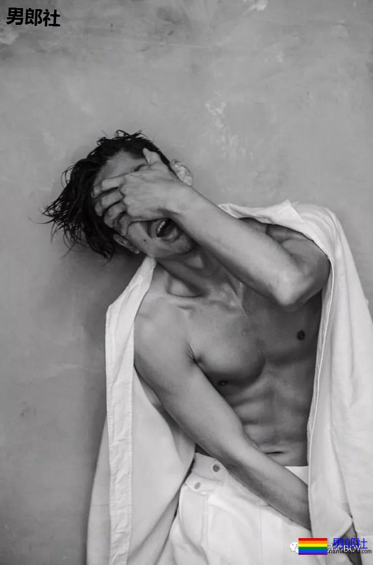 林志玲老公黑泽良平早年写真被扒!网友表示像日本片男主 - 51虹马 林志玲老公黑泽良平早年写真被扒!网友表示像日本片男主 - 51虹马