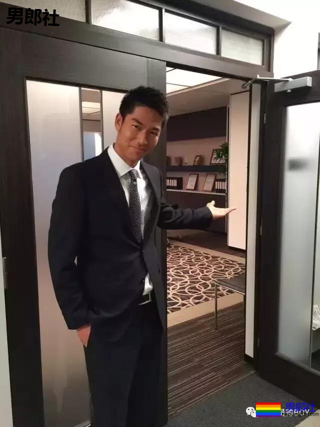 林志玲老公黑泽良平早年写真被扒!网友表示像日本片男主 - 51虹马 林志玲老公黑泽良平早年写真被扒!网友表示像日本片男主 - 51虹马