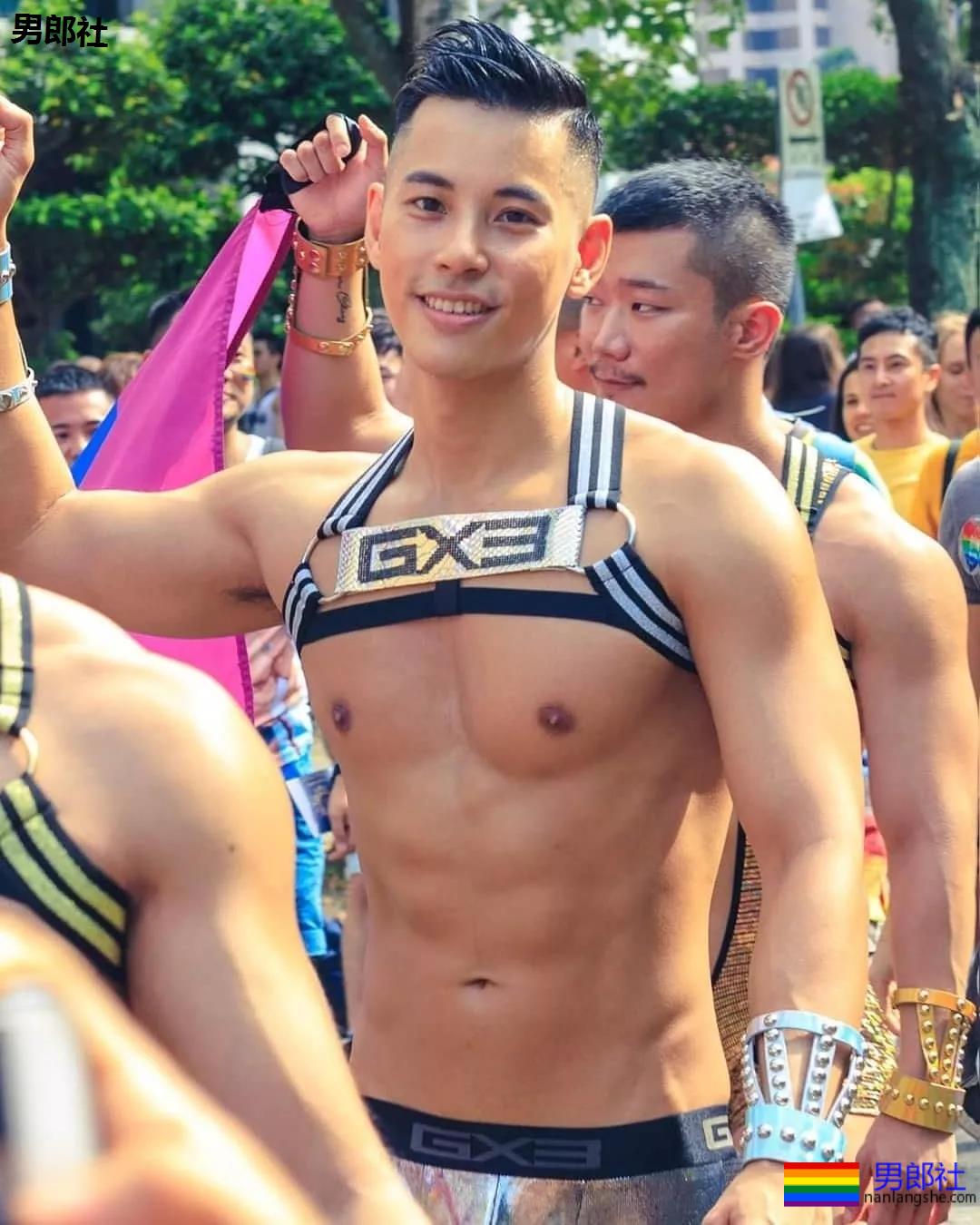 筋肉翘臀Gogo-boy火遍G圈！放飞自我的内裤收割机！ - 51虹马